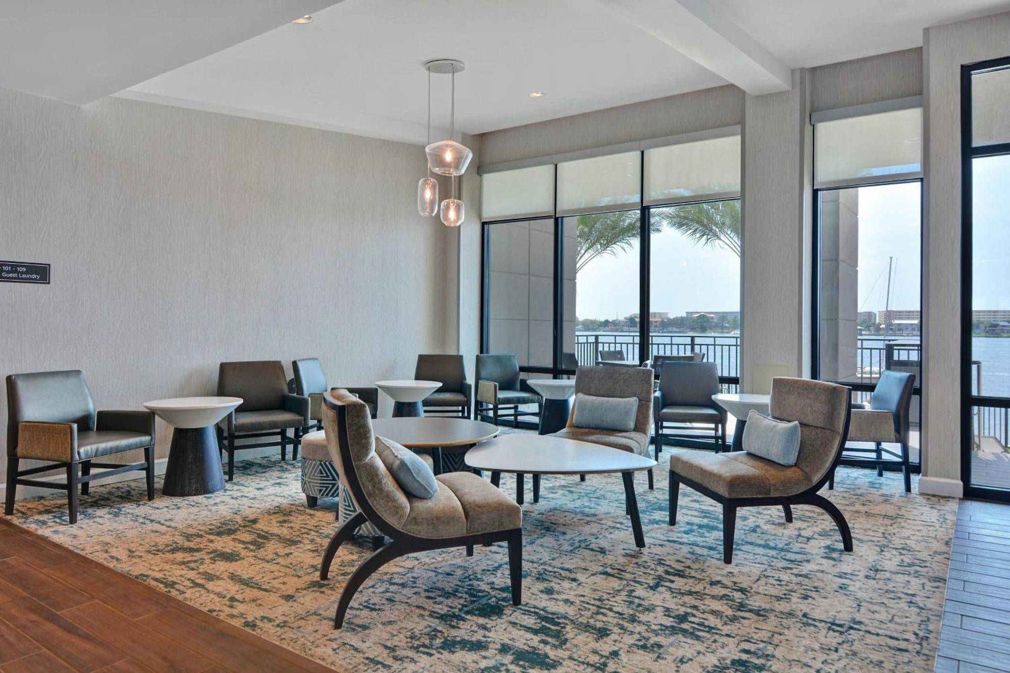 Residence Inn By Marriott Форт Уолтън Бийч Екстериор снимка